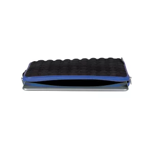 Manhattan Universal Tablet Bubble Case 10" Bag - Image 3